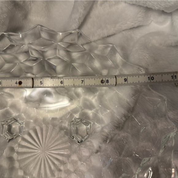 Fostoria American 2056 Clear Tri-corner 3 Footed Serving Fruit Bowl Vintage - Picture 7 of 7